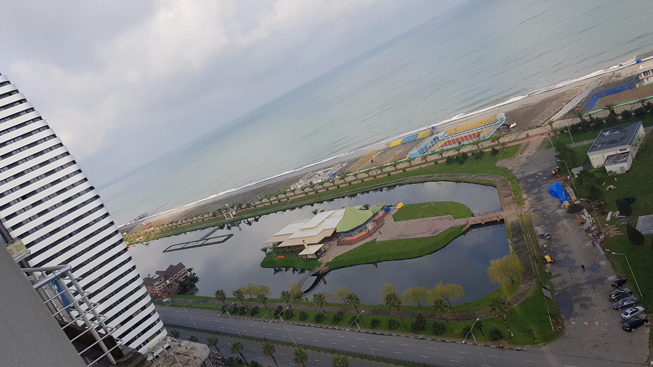 Sky-G Sea View Apartment 바투미 외부 사진