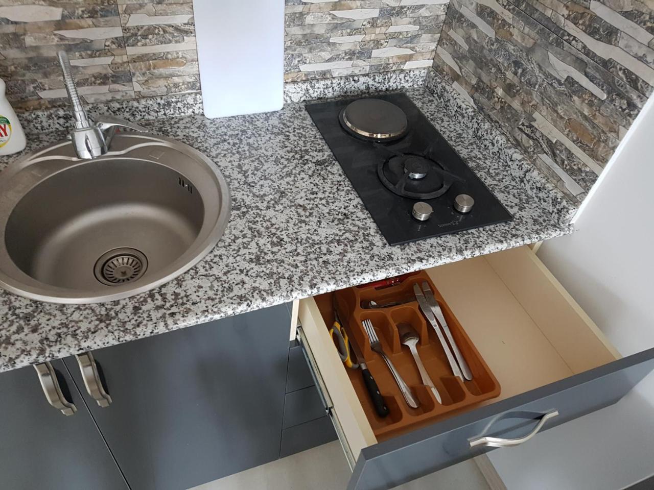 Sky-G Sea View Apartment 바투미 외부 사진