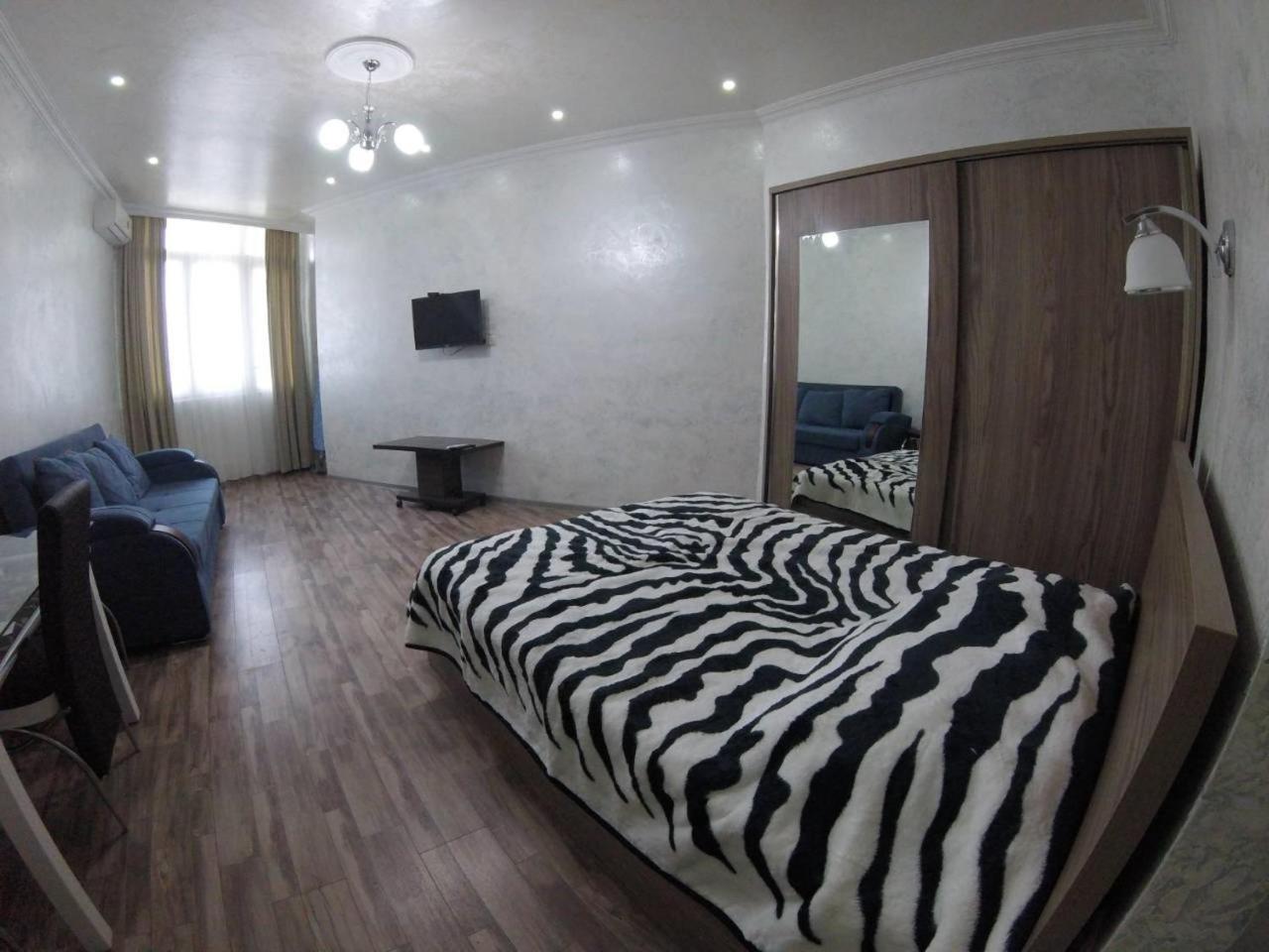 Sky-G Sea View Apartment 바투미 외부 사진