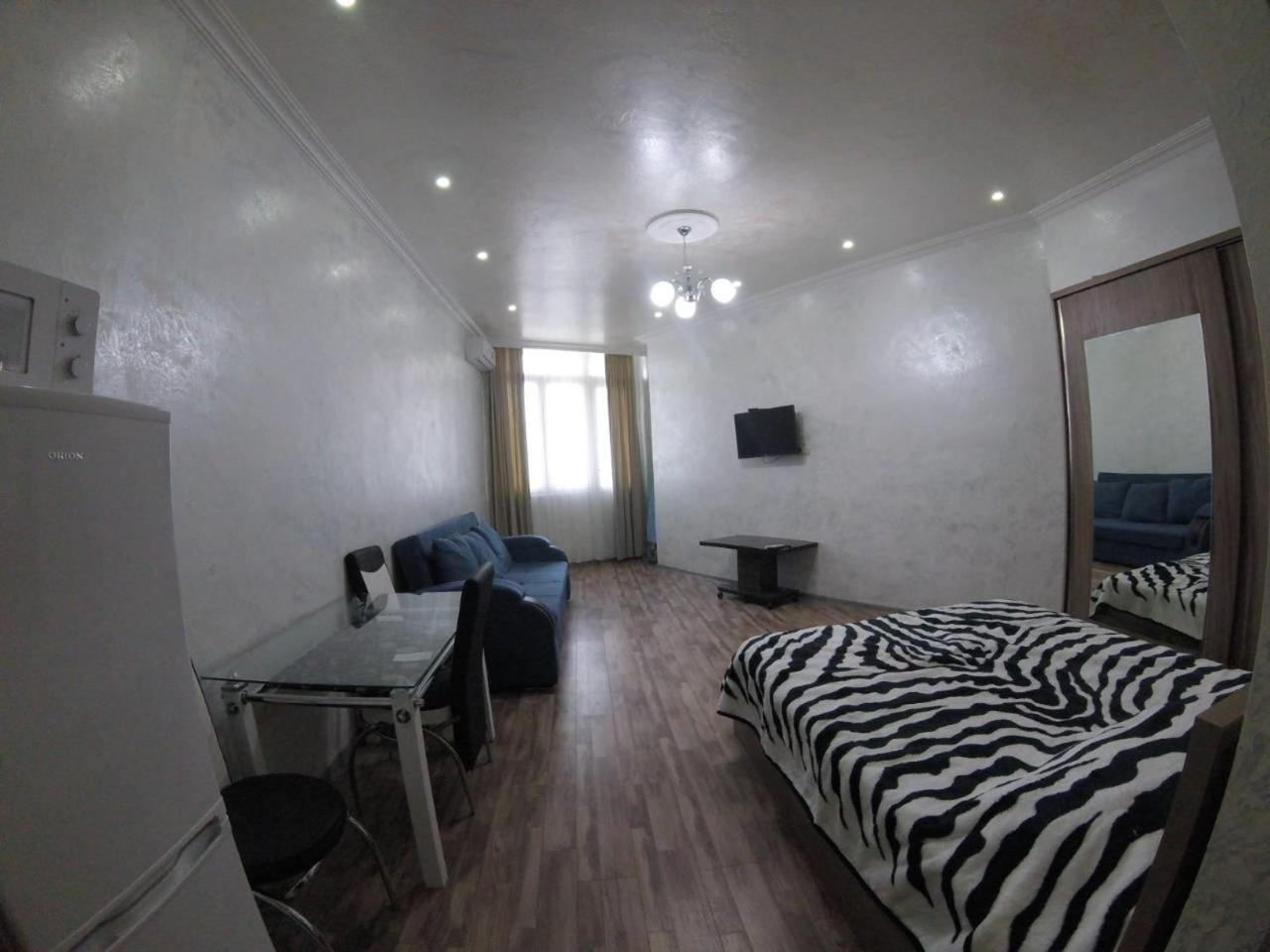 Sky-G Sea View Apartment 바투미 외부 사진